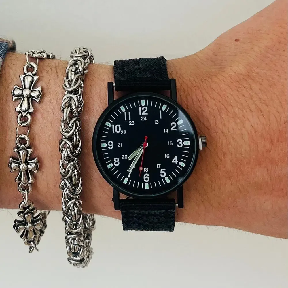 Black Analog Watch Unisex Minimalist Streetwear Style Quartz New